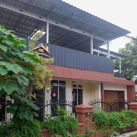 Koolkost Near Stadion Maguwoharjo Salakan Buitenkant foto