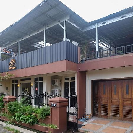 Koolkost Near Stadion Maguwoharjo Salakan Buitenkant foto